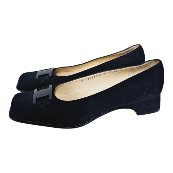 Salvatore Ferragamo Shoes - Salvatore Ferragamo 7.5 A black logo buckle granny heels